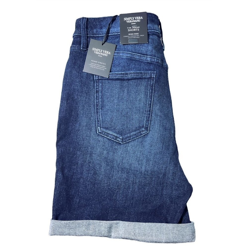 Simply Vera Wang Womens Dark Wash High Rise Bermuda Jean Shorts Sz 18 New - Picture 2 of 8